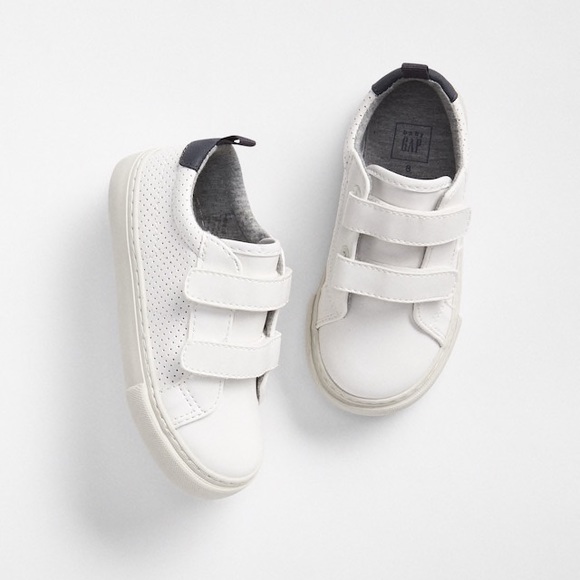 boys leather sneakers